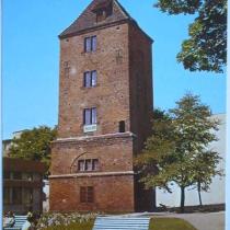 Wieża św. Mikołaja, wczesne lata siedemdziesiąte. Widoczny już, charakterystyczny dla epoki PRL pawilon handlowy